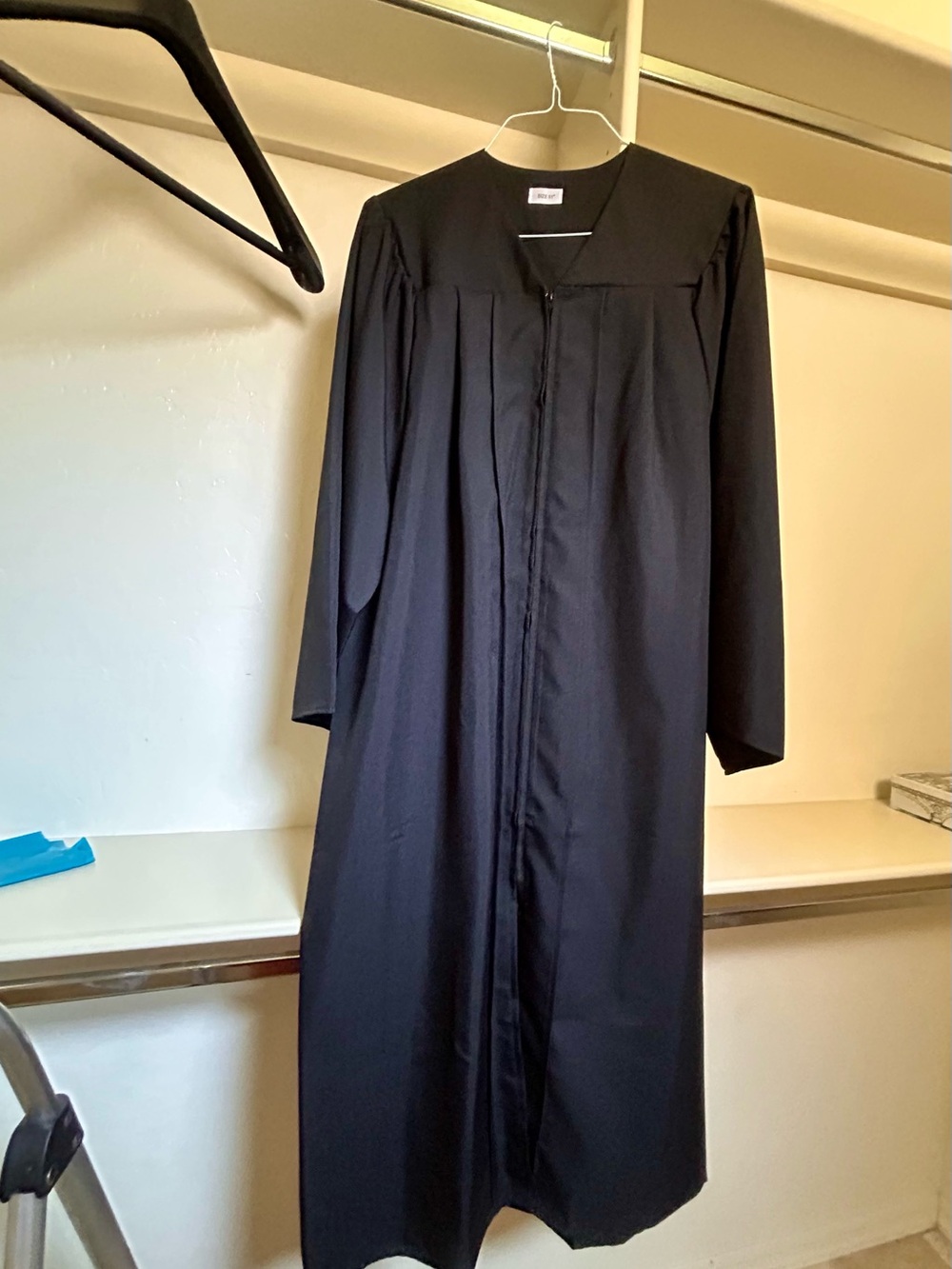 Classic Black Graduation Gown - Unbranded - size 51